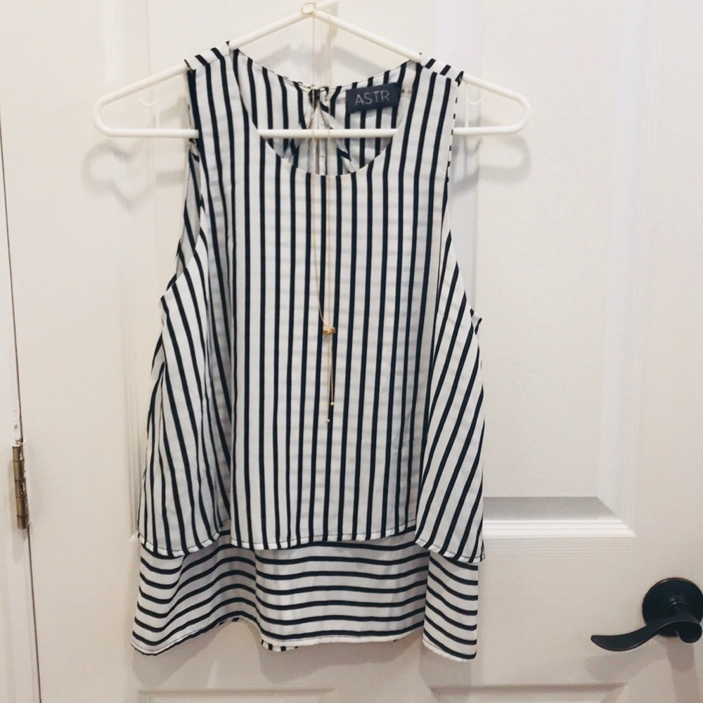 Aritzia ASTR fun striped top